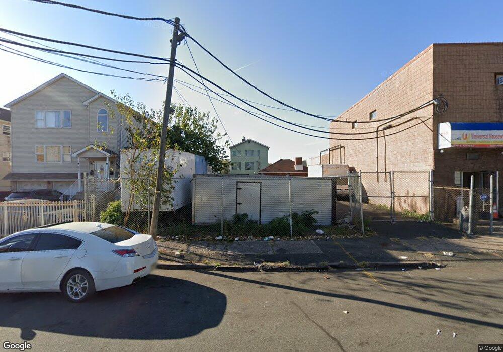 254-256 E 17th St, Paterson, NJ 07524 - photo 1