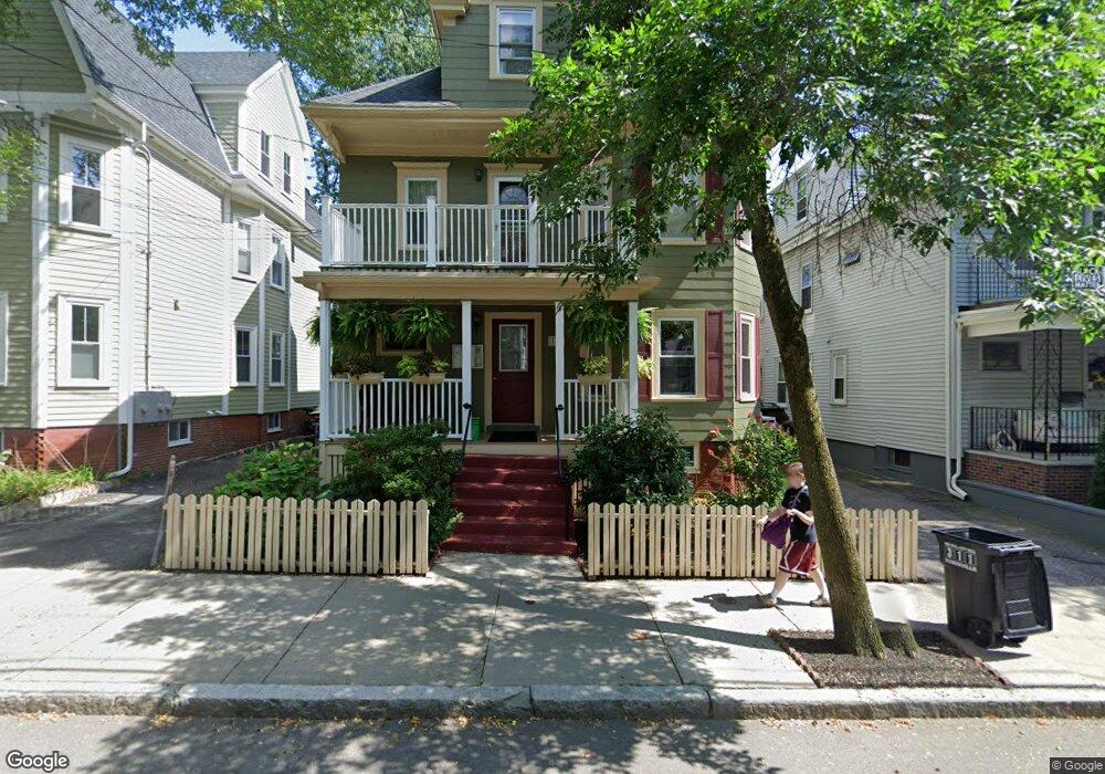 163 Willow Ave unit 1, Somerville, MA 02144 - photo 1