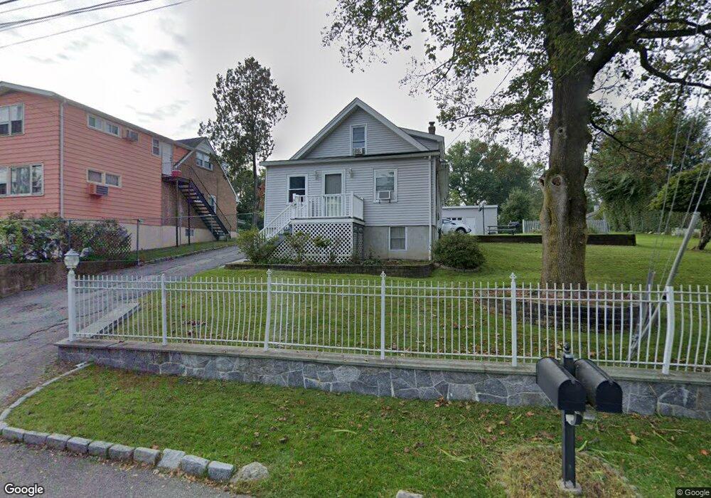 9 Elm St, Cortlandt Manor, NY 10567 - photo 1