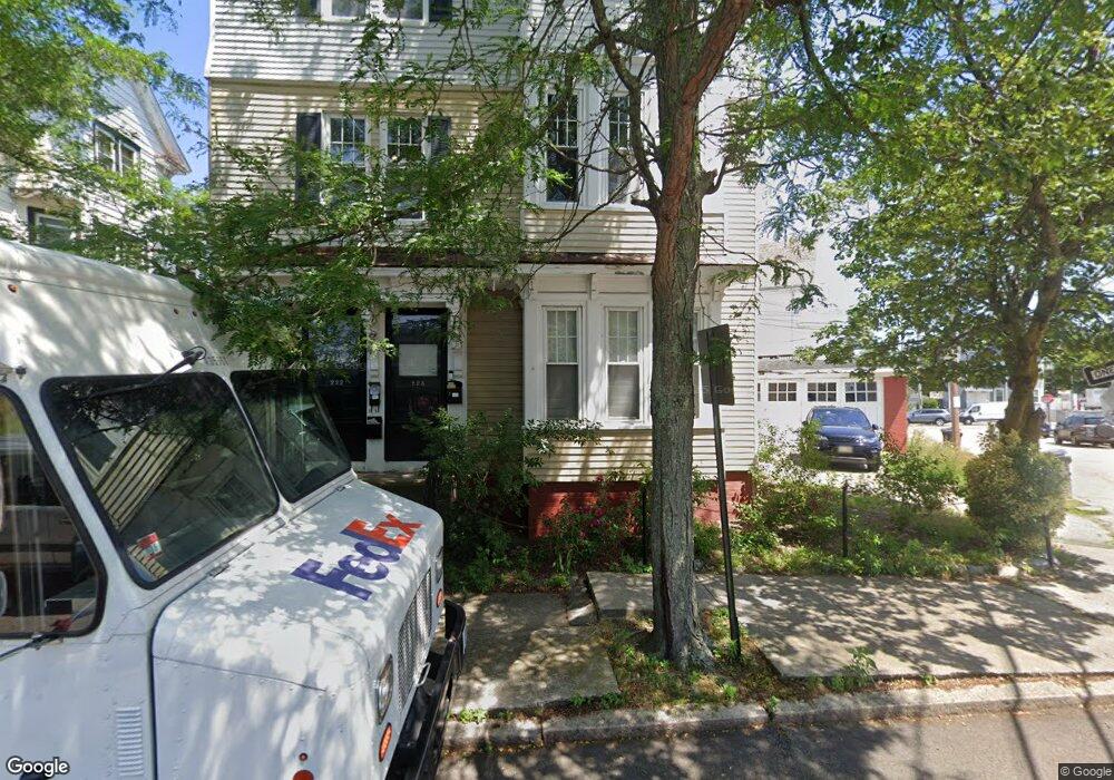 224 Garden St, Pawtucket, RI 02860 - photo 1