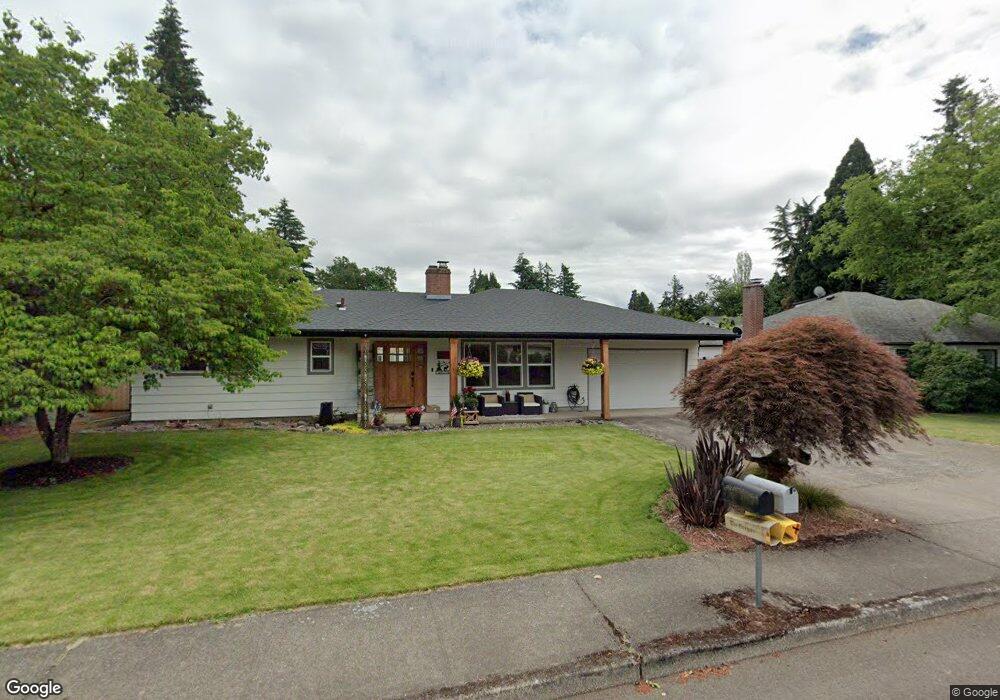 1156 N Juniper St, Canby, OR 97013 - photo 1