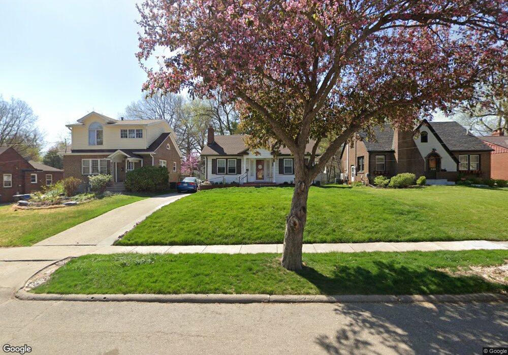 2020 40th St, Des Moines, IA 50310 - photo 1