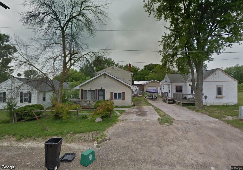 2230 Nerredia St, Flint, MI 48532 - photo 1