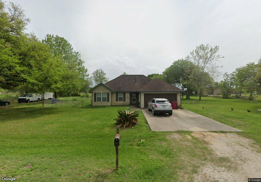 301 Winding Way S, Bay City, TX 77414 - photo 1