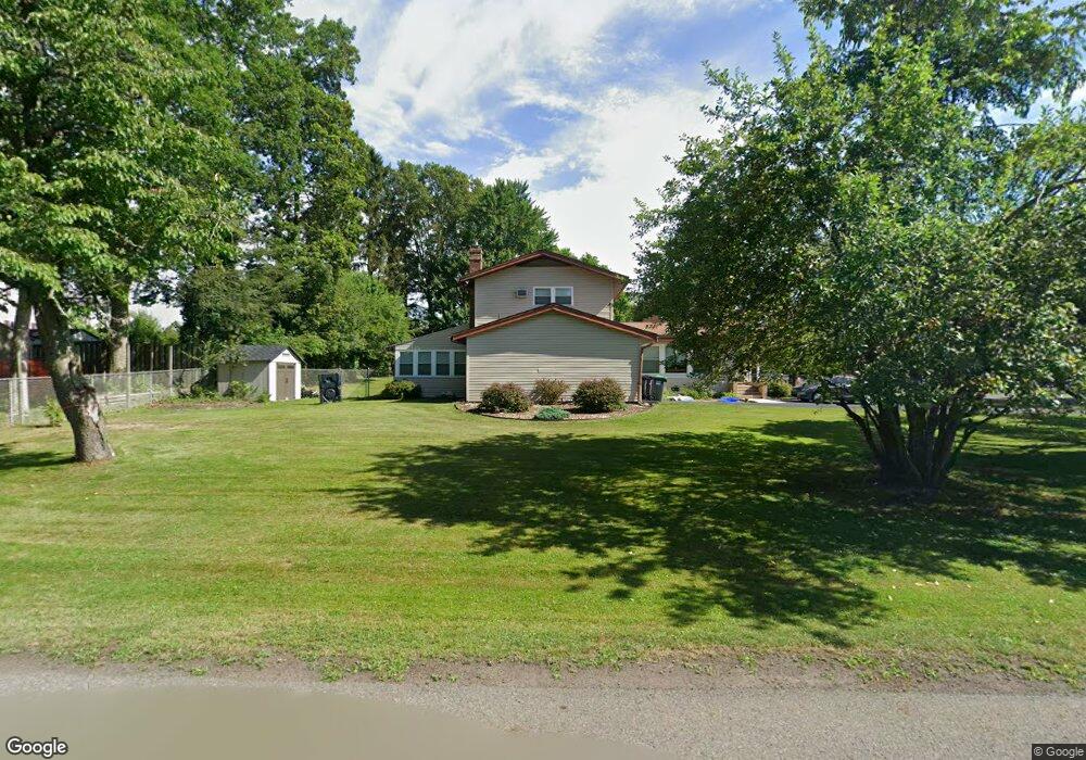 36 Birch St, Mountain Top, PA 18707 - photo 1