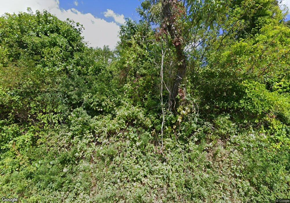 130 S Shore Rd, Little Compton, RI 02837 - photo 1