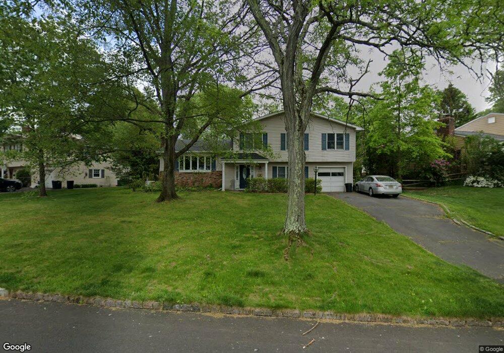 175 Woodbine Cir, New Providence, NJ 07974 - photo 1