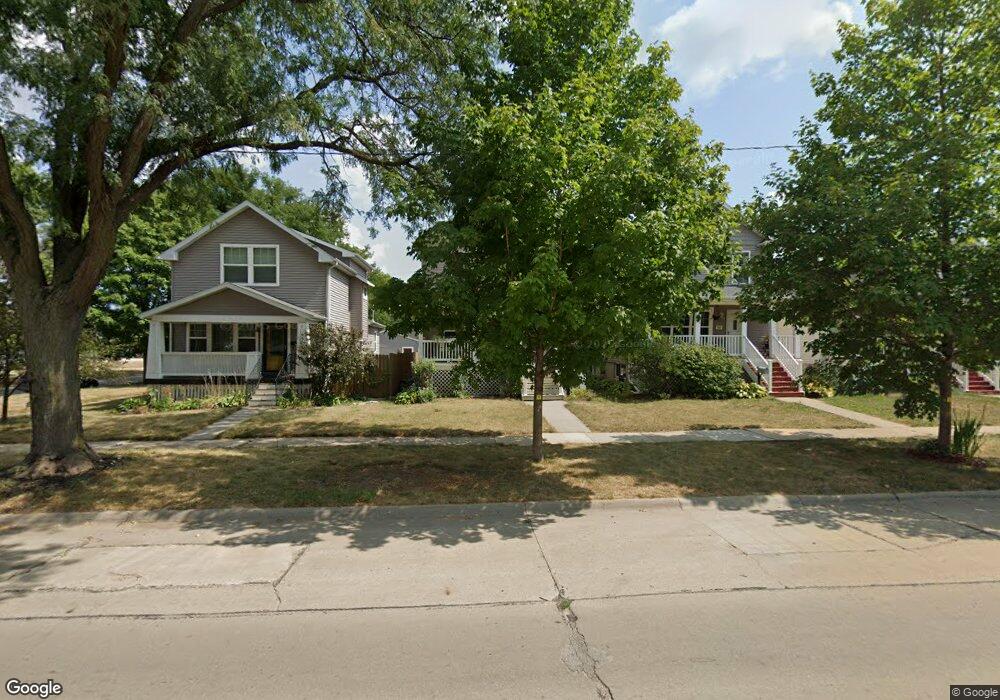 904 8th St SE, Cedar Rapids, IA 52401 - photo 1