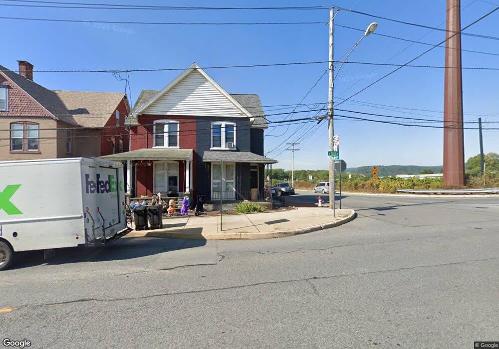 548 N 3rd St, Columbia, PA 17512 - photo 1