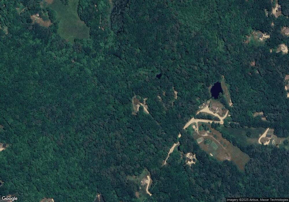 223 Wes Locke Rd, Barnstead, NH 03218 - photo 1