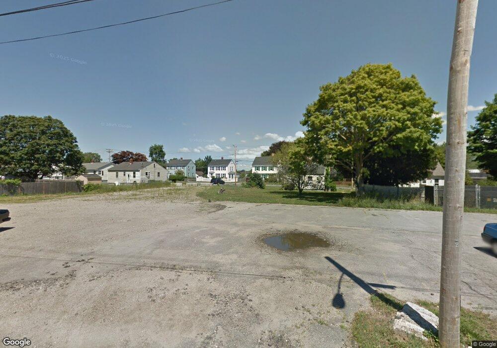 21 Smythe St, Middletown, RI 02842 - photo 1