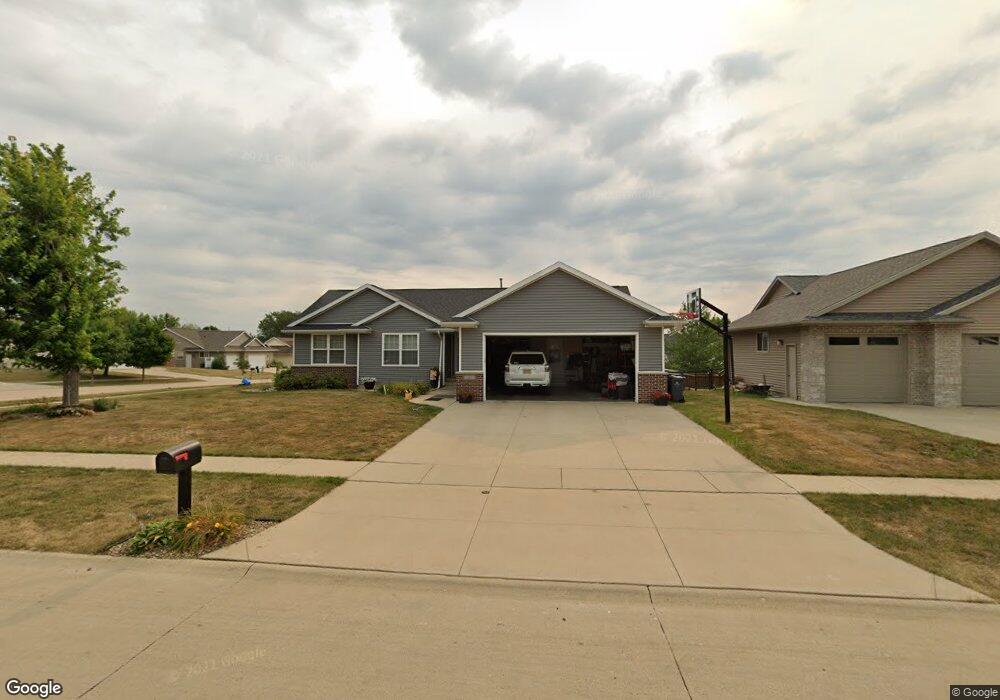 3605 Eagle Rd SW, Cedar Rapids, IA 52404 - photo 1