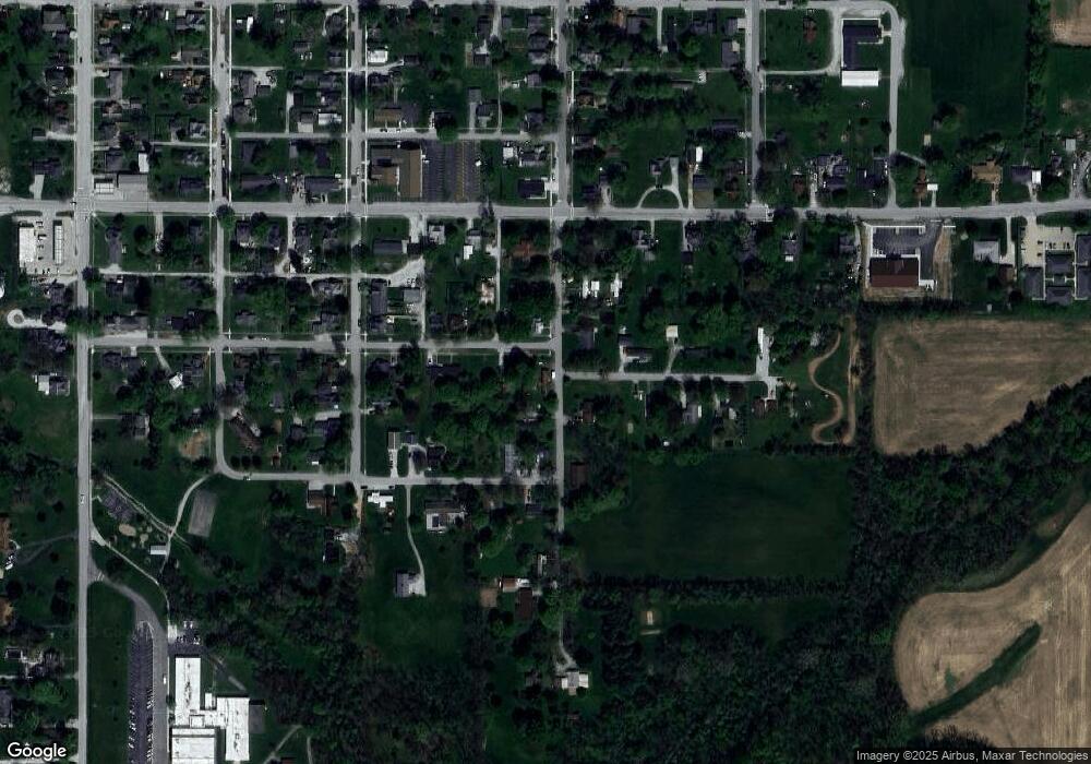 211 E Grove St, Roachdale, IN 46172 - photo 1