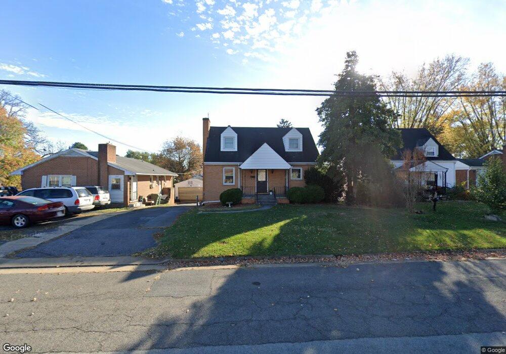 1706 W Main St, Waynesboro, VA 22980 - photo 1