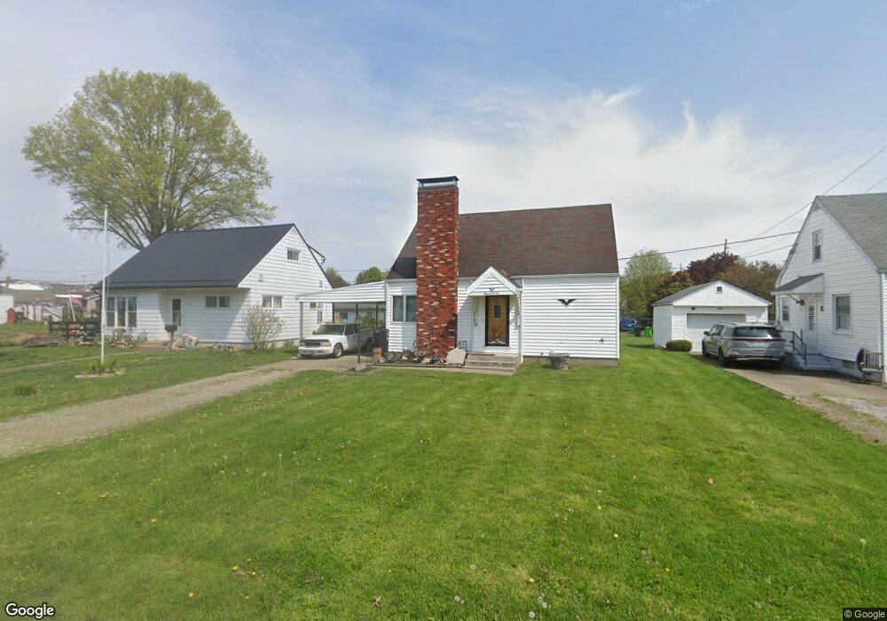 1102 Cassingham Ave, Coshocton, OH 43812 - photo 1