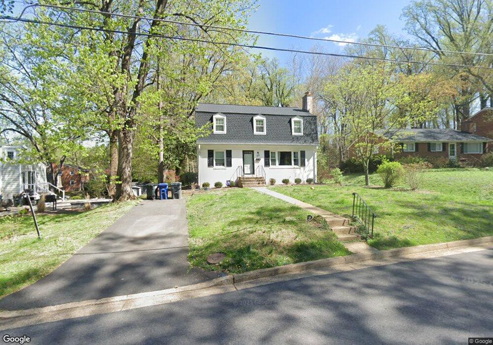 3809 Foxwood Nook, Falls Church, VA 22041 - photo 1