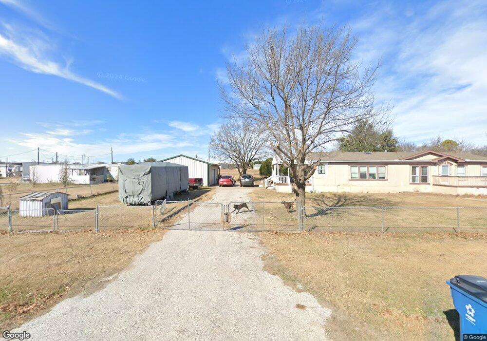 500 Skyview Ct, Azle, TX 76020 - photo 1