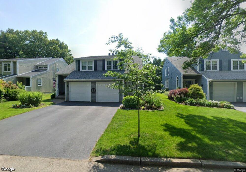 28 Arbor Dr unit 28, Providence, RI 02908 - photo 1