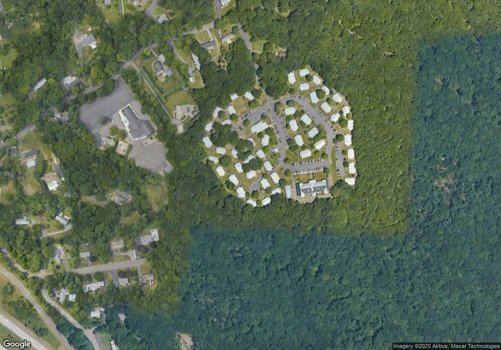 68 Hedgehog Rd, Trumbull, CT 06611 - photo 1