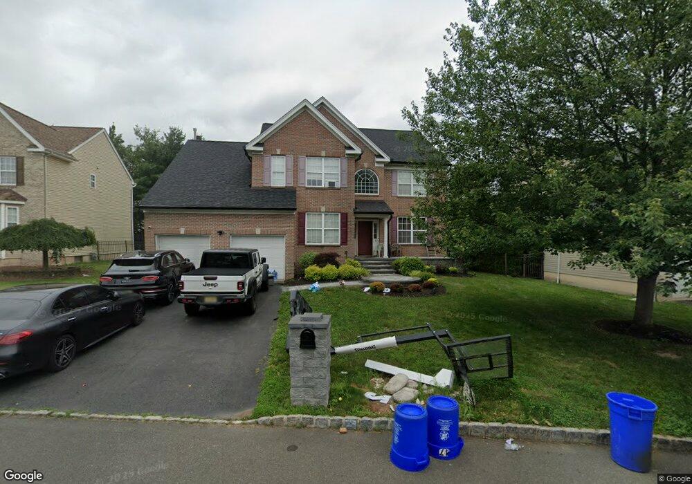 54 Treetops Cir, Princeton, NJ 08540 - photo 1