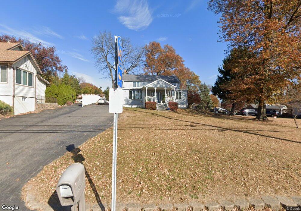 556 Totowa Rd, Totowa, NJ 07512 - photo 1