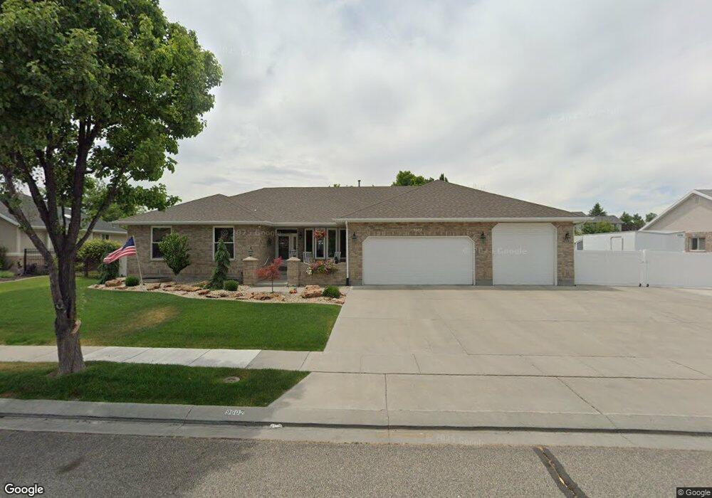 9602 Limestone Cir, South Jordan, UT 84095 - photo 1