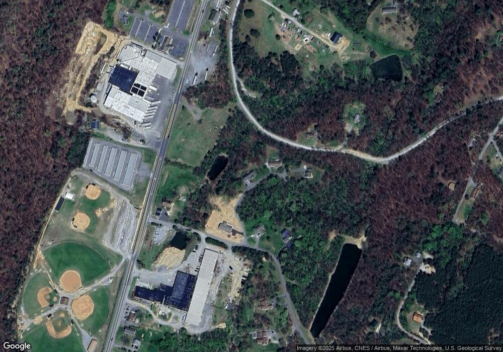 75 Bayonet Ct, Berkeley Springs, WV 25411 - photo 1