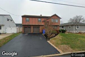 10 Spruce St, Port Reading, NJ 07064