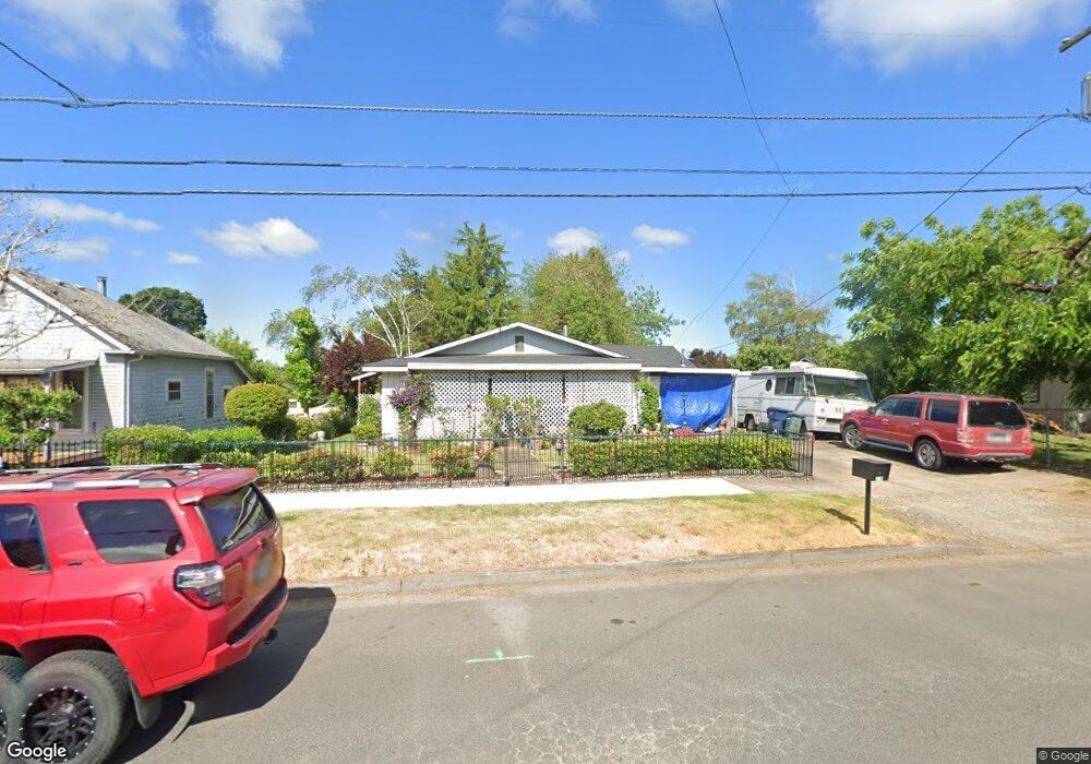 738 S 7th St, Independence, OR 97351 - photo 1