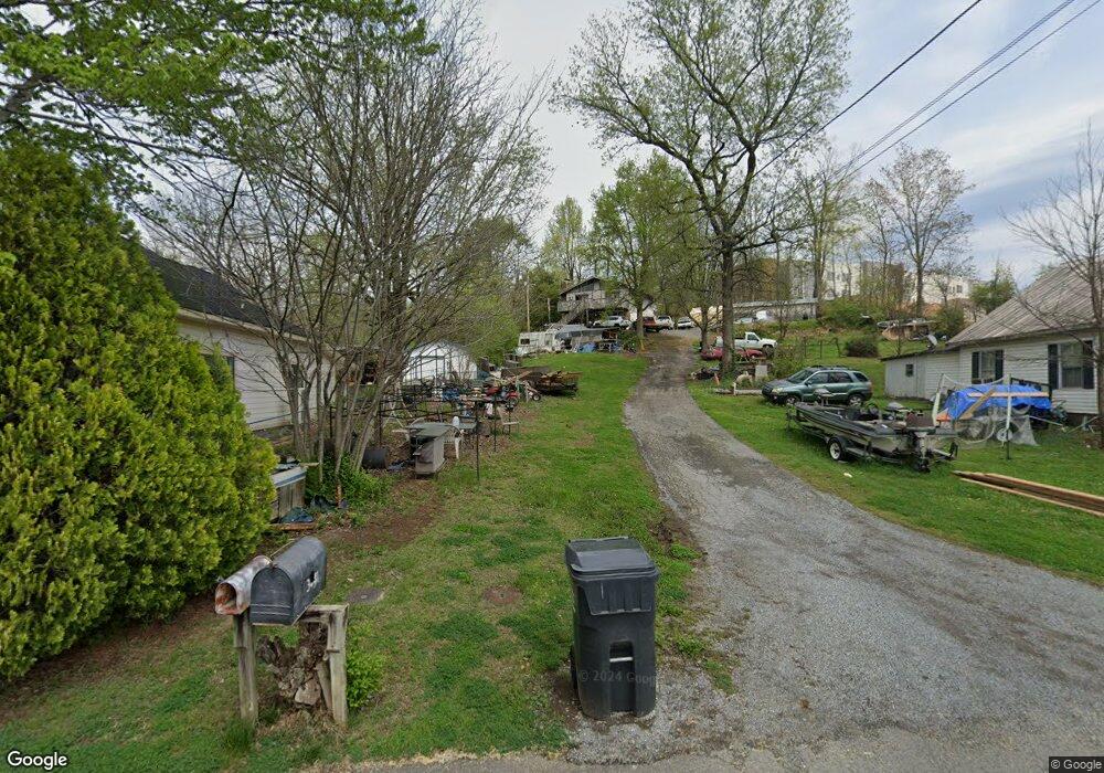 3441 Forest St, Pigeon Forge, TN 37863 - photo 1