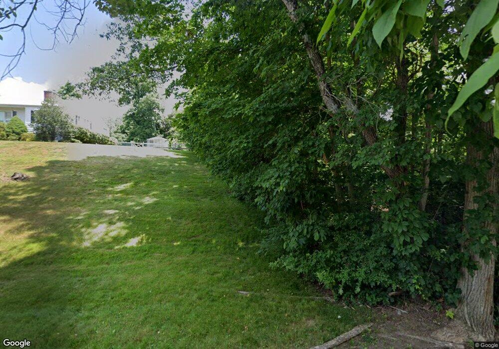 71 Jeanne Ct, Stamford, CT 06903 - photo 1