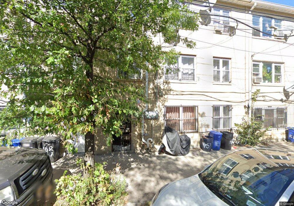 16851 93rd Ave, Jamaica, NY 11433 - photo 1