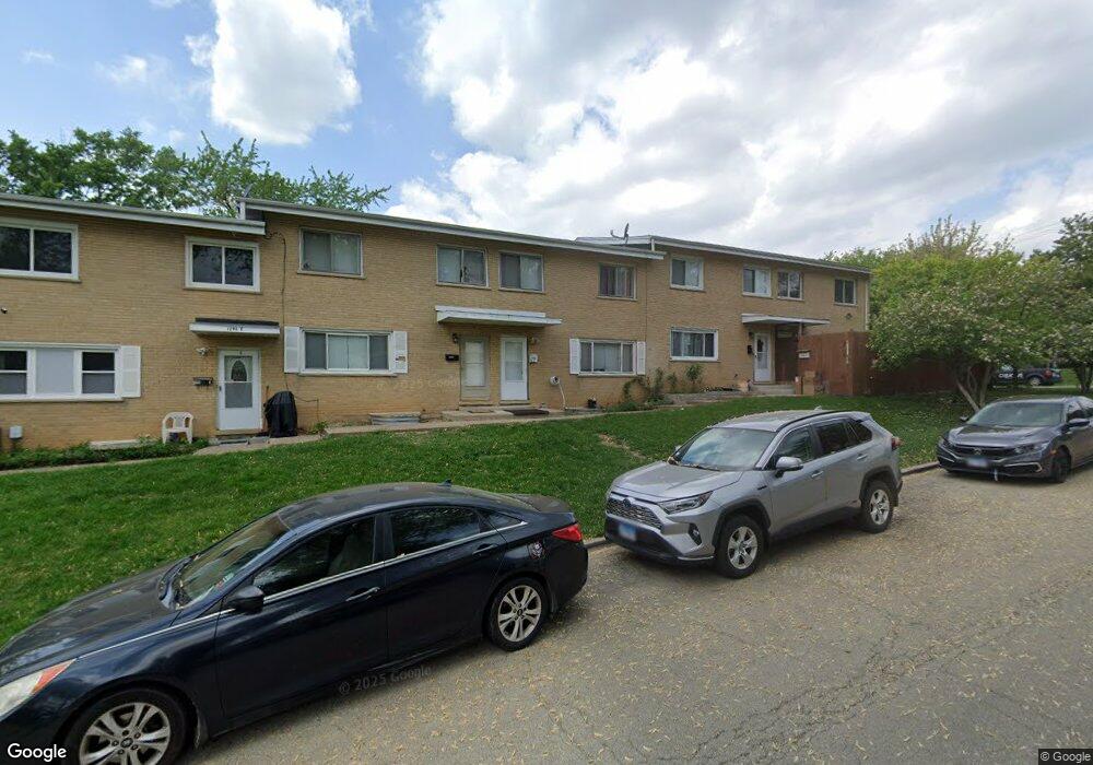 1296 Prairie Ave unit D, Glendale Heights, IL 60139 - photo 1