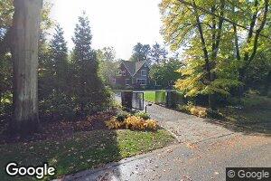 6 Forte Dr, Old Westbury, NY 11568