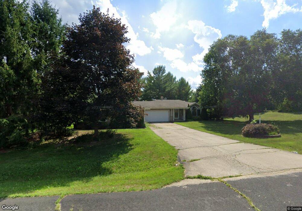 W264N5659 Mountain Meadows Dr, Sussex, WI 53089 - photo 1