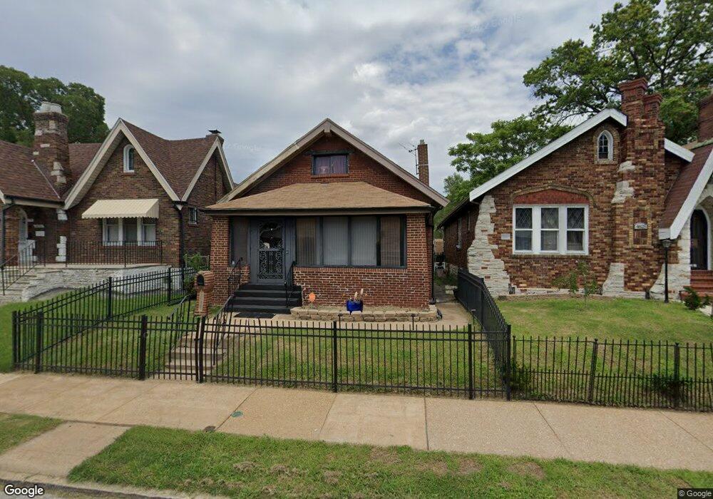 4629 Lee Ave, Saint Louis, MO 63115 - photo 1