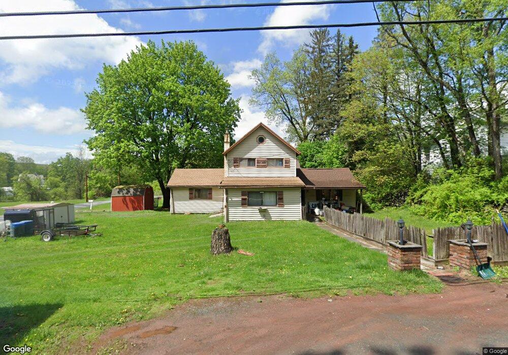 213 Cromwell St, Hawley, PA 18428 - photo 1