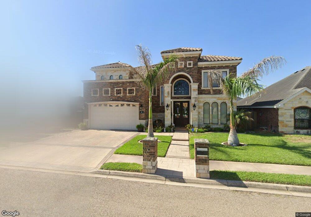 908 E Diaz Cir, Pharr, TX 78577 - photo 1