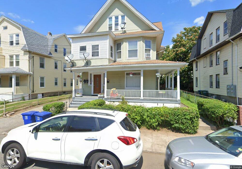 250 Parrott Ave unit 3, Bridgeport, CT 06606 - photo 1