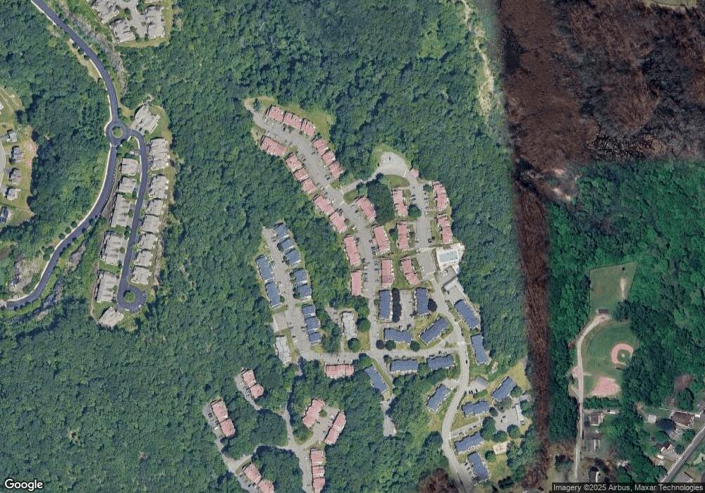 34 Deer Run, Bethel, CT 06801 - photo 1