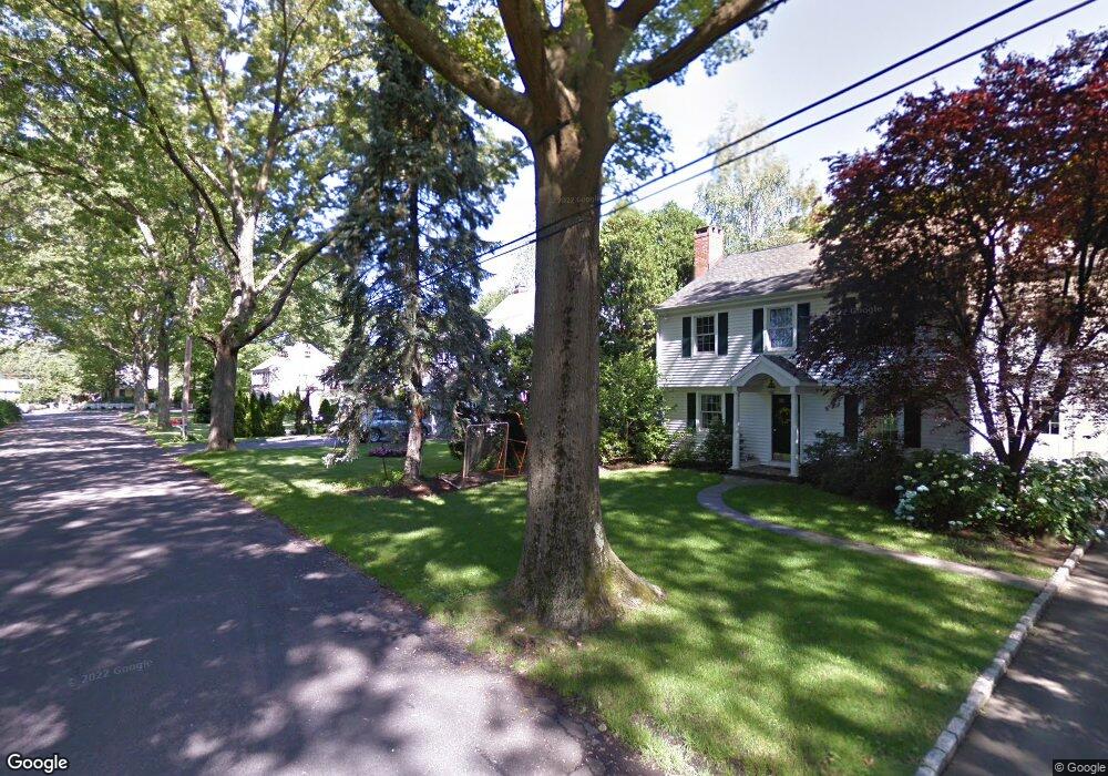 44 Carroll Rd, Fairfield, CT 06824 - photo 1