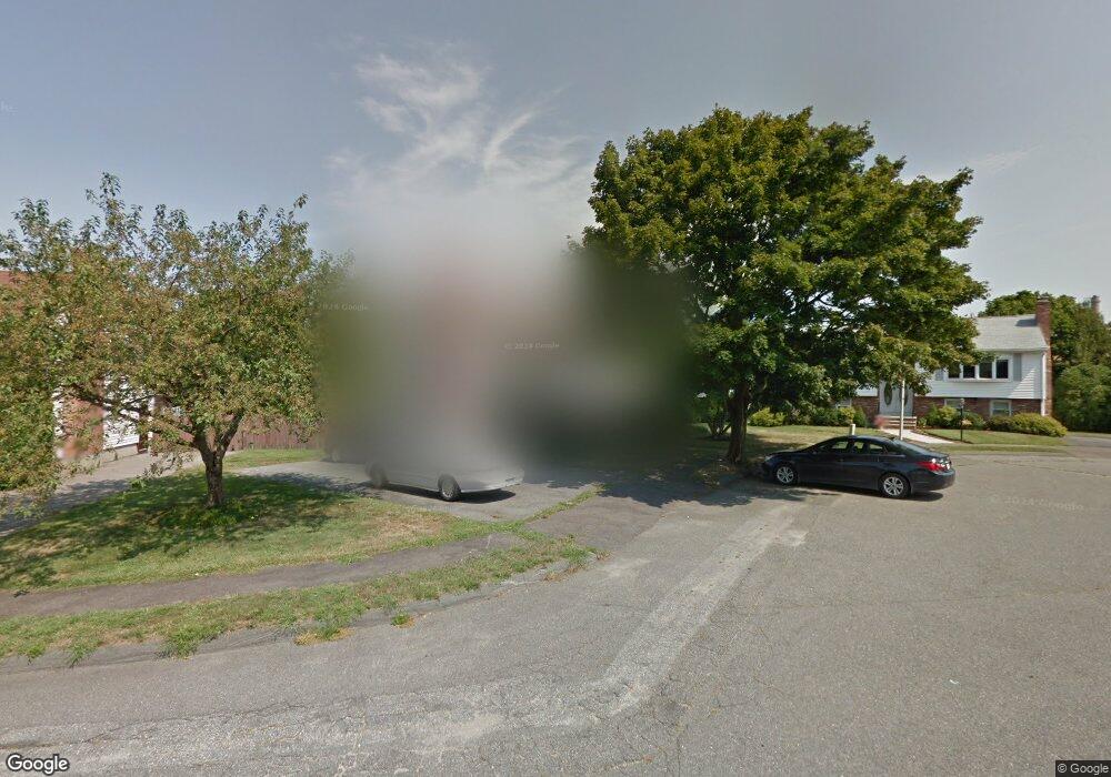 32 Carr Rd, Saugus, MA 01906 - photo 1