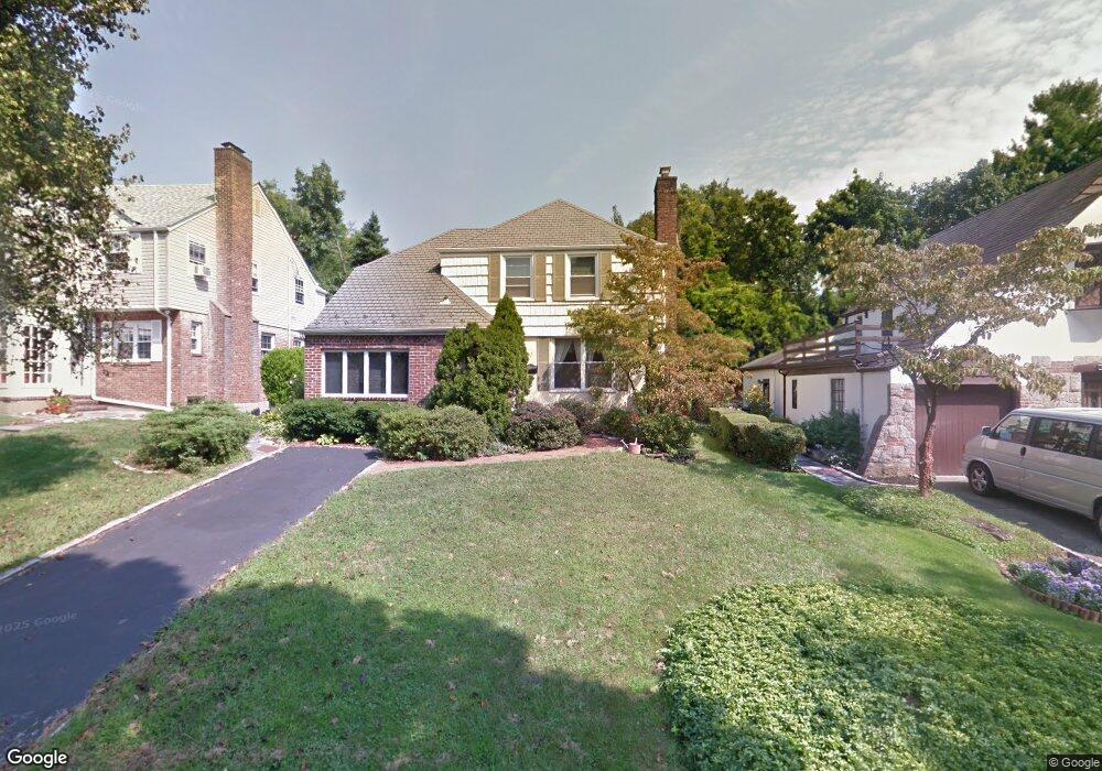 50 Norgate Rd, Manhasset, NY 11030 - photo 1