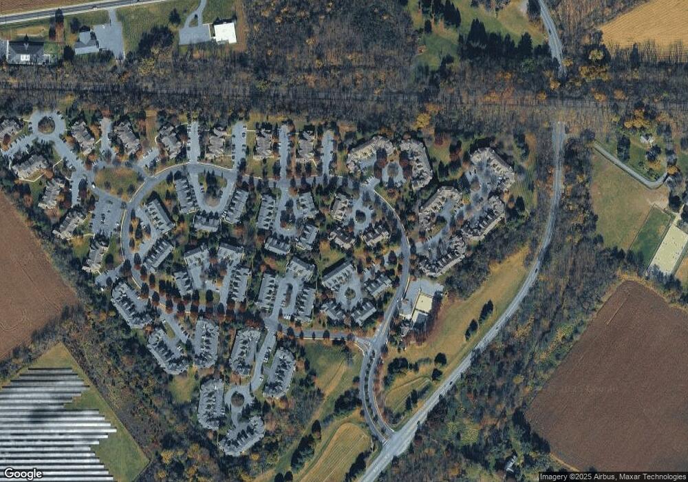 313 Clover Ct, Stewartsville, NJ 08886 - photo 1