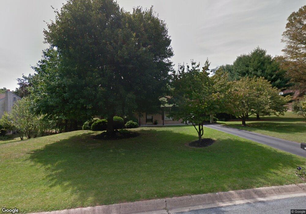 1239 Grandview Cir, Pottstown, PA 19465 - photo 1