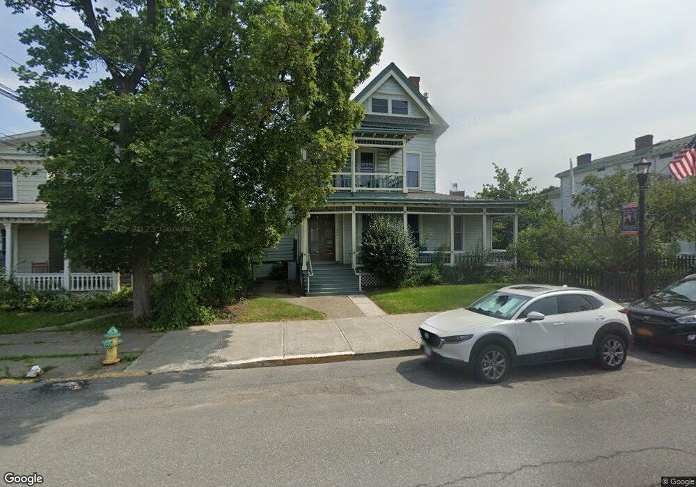 816 Warren St unit 3, Hudson, NY 12534 - photo 1