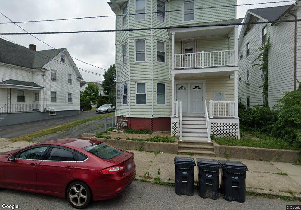 112 Englewood Ave, Pawtucket, RI 02860 - photo 1