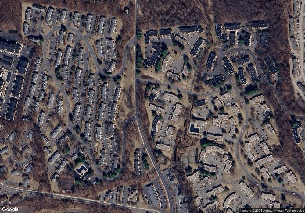 15 Hemlock Ct, Cromwell, CT 06416 - photo 1