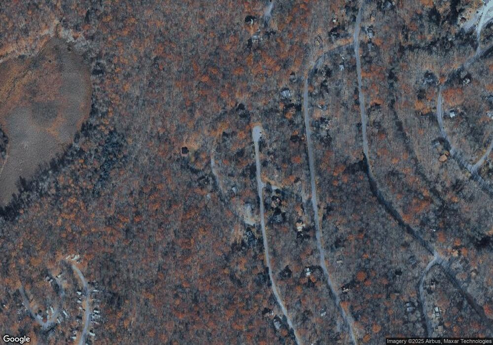 193 Clifton Dr, Bushkill, PA 18324 - photo 1