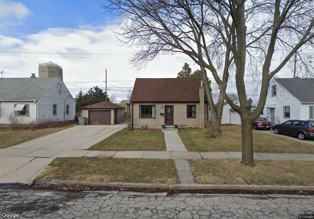 3939 S 5th Place, Milwaukee, WI 53207 - photo 1